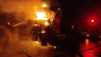 Şanlıurfa'da korku dolu anlar! Tır bir anda alev aldı