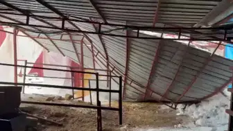 Yoğun Kar Yağışı Sivas’ta Maddi Hasara Yol Açtı