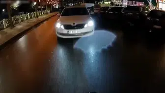 Çorlu’da saniyelerle ölüm burun buruna! Kafa kafaya çarpışma kamerada