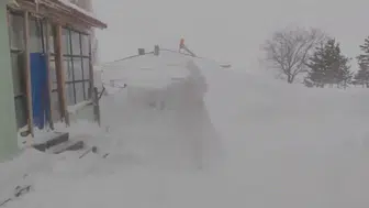 Sivas'ta Kar Esareti: Altınyayla'da Kar Boyu 3 Metreyi Buldu!