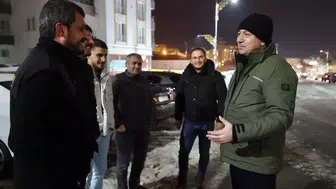 Sivas’ta Kar Mesaisi Sürüyor: Başkan Uzun Mahalleleri Ziyaret Etti