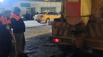 Sivas Belediyesi Yıpranan Yolları Gece Çalışmalarıyla Yeniliyor