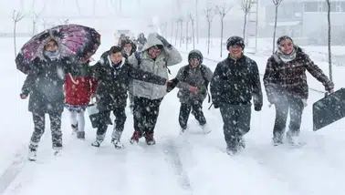 Sivas'ta Kar Tatili: 13 Ocak Salı Günü Okullar Tatil Edildi!