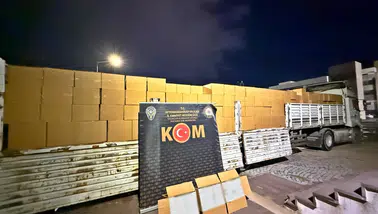 Yolda durdurulan tırda rekor kaçakçılık: 7,2 milyon makaron ele geçirildi