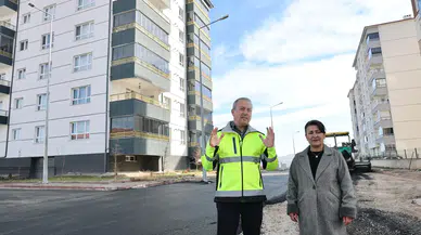 Mahalle yollarında kesintisiz asfalt atağı