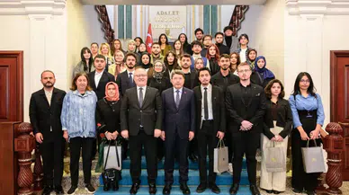 Hukuk Öğrencilerinden Adalet Bakanı’na Ziyaret