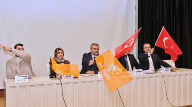 “Birlikte İstişare, Birlikte İstikrar” Sloganı ile Sivas’ta AK Parti Toplantısı