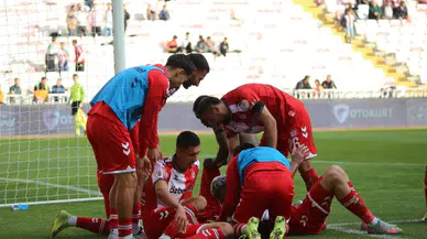 Sivasspor 3 puanı 3 golle aldı