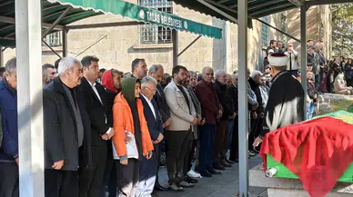 Sokak Ortasında Katledilen Ebru Kekilli'ye Oğlundan Son Veda