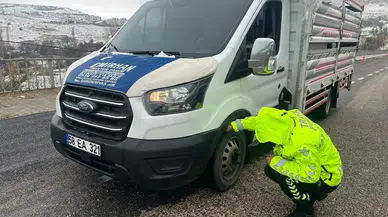 Ticari Araçlarda Kış Lastiği Kontrolleri Sürüyor
