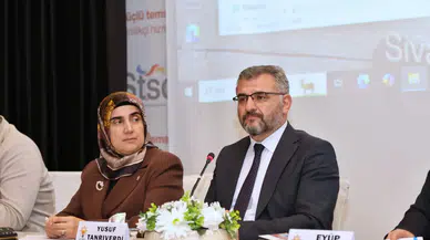 “Birlikte İstişare, Birlikte İstikrar” Sloganı ile Sivas’ta AK Parti Toplantısı