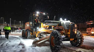 Yoğun Tipi: Erzincan-Sivas ve Erzincan-Gümüşhane Yolları Kapandı