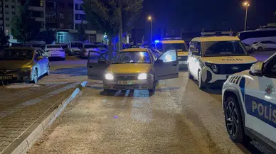 ‘Dur’ İhtarına Uymayan Sürücü Polise Çarptı