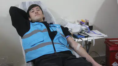 Üniversitelilerden Hayat Kurtaran Kan Bağışı Desteği