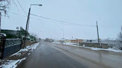 Gemerek Merkez Beyaza Büründü