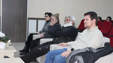 Akademisyen ve öğrenciler, köpeğin binlerce yıllık yolculuğunu dinledi