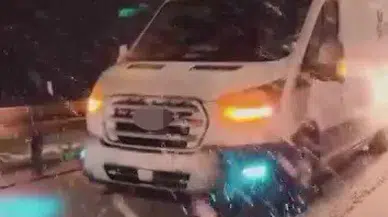 Kar Sivas'ı Vurdu: Yağdonduran’da Araçlar İlerleyemedi