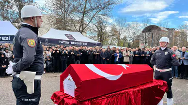 Kalp Krizine Yenik Düşen Polis Memuru İçin Son Görev