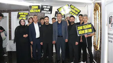 Makaslarını Bıraktılar, Sahneye Çıktılar: Kuaförlerden Uyuşturucuya Net Mesaj