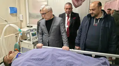 Cezaevi Personelini Taşıyan Otobüs Devrildi! Vali: “Tedavi Süreci Yakından Takip Ediliyor”