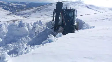 Sivas Kar Haberleri: Ekipler Kapalı Yolları Açmak İçin Seferber