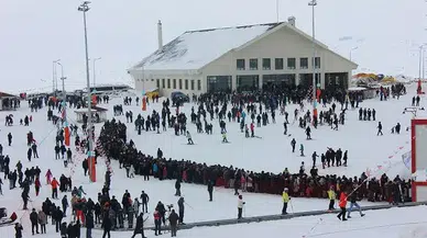 Sivas Yıldız Dağı’nda Kış Heyecanı Başladı: Kayakçılar Sezona Hazırlanıyor