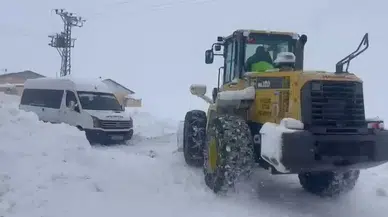 Sivas'ta Karla Mücadele: Cenaze İçin 5 Saatlik Yol Mücadelesi