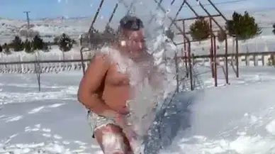 Genç Judocudan Kar Banyosu: Dondurucu Soğuğa Meydan Okudu!