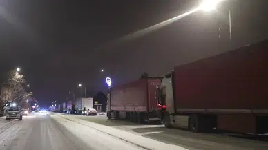 Erzincan-Sivas Yolunda Çığ Paniği: Ulaşım Kontrollü Sağlanıyor!