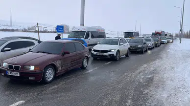 Sivas-Malatya Yolu Kar ve Tipi Nedeniyle Kapandı!