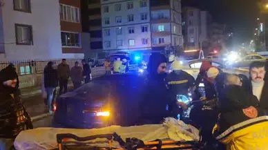 Yozgat'ta Zincirleme Kaza: Ambulans ve İki Otomobil Çarpıştı!