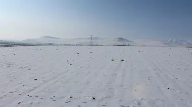 Sivas’ta Yağan Kar Çiftçiye Umut Oldu: “Bu Sezon Bereketli Geçecek”