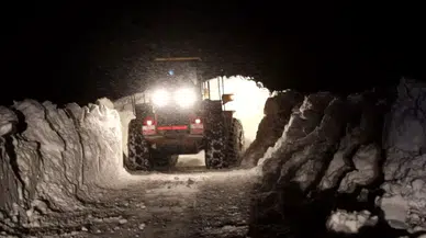 Yoğun Kar Altında Yaşam Mücadelesi: Kalp Hastası İçin Zamanla Yarış!