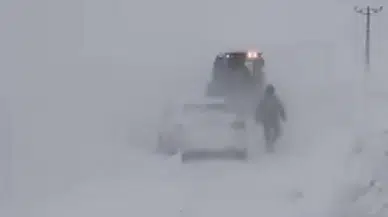 Sivas-Malatya Yolu Kapandı! Kar ve Tipi Ulaşımı Durdurma Noktasında