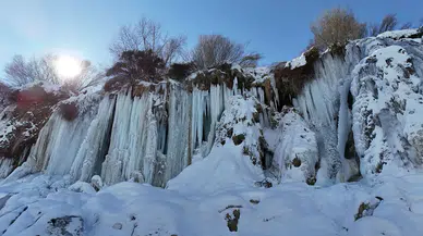Türkiye Buz Kesiyor! En Soğuk İlçe Eksi 25,2 Dereceyle Sivas Oldu