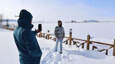 Sivas'ta Dondurucu Soğuk: Hafik Gölü'nde Buz Kalınlığı 30 Santimetre