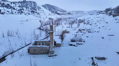 Sivas Pusat Barajı Çekildi: Eski Köy Yıllar Sonra Kar Altında