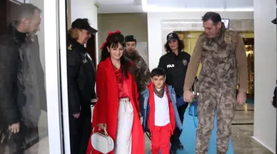 Emniyet Müdürü Şehit Çocuğunu İlk Okul Gününde Yalnız Bırakmadı