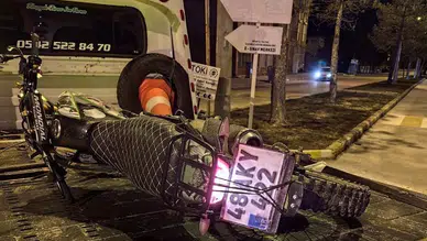 Gece yarısı feci çarpışma! Alkollü motosiklet sürücüsü ağır yaralı