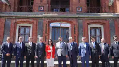 Bakan Tekin, Özel Fener Rum Okullarını ziyaret etti