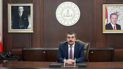 Şehit Öğretmen için anma mesajı