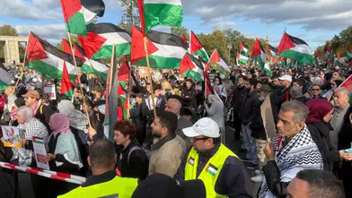 Binlerce Kişi Filistin’e Destek İçin Yürüdü