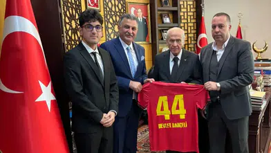 Yeni Malatyaspor Yönetiminden MHP Lideri Bahçeli'ye Kritik Ziyaret: Futboldaki Kriz Gündemde