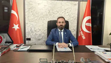 Erbakan, Kayseri 3. Olağan Kongre'ye Katılıyor: Milli Görüş Heyecanı!