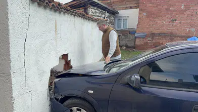 Husumet Dehşeti: Park Halindeki Aracı Paramparça Ettiler!