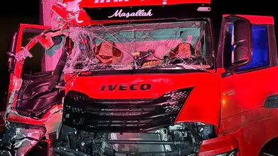 Uşak'ta seyir halindeki tırlar çarpıştı: 1 yaralı