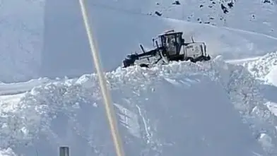 Görüntüler Nefes Kesti: Kar Kalınlığı 1.5 Metreye Ulaştı!