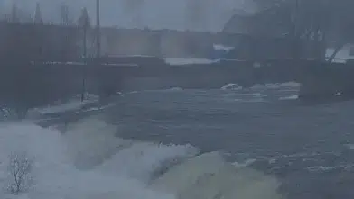 Aşırı yağış ve erime: Elazığ’da dereler taştı