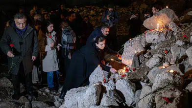 Unutmadık, unutturmayacağız: Sözel apartmanı enkazında 6 şubat anması