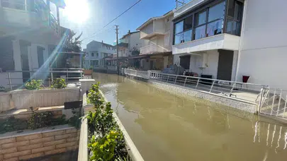 Burası Venedik değil Foça! Görenler gözlerine inanamadı
